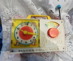 11964,FP TOYS MUSICAL CLOCK RADIO, HICKORY DICKORY DOCK, CANDY MAN  1978